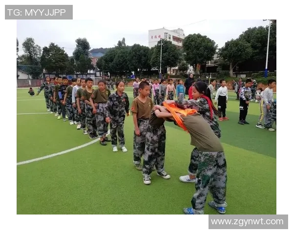 杨芳专访：从绿茵场到人生舞台的足球旅程回顾与感悟