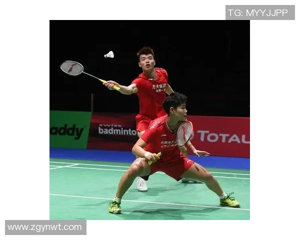 武汉羽毛球队实力引发热议球迷与专家观点大碰撞